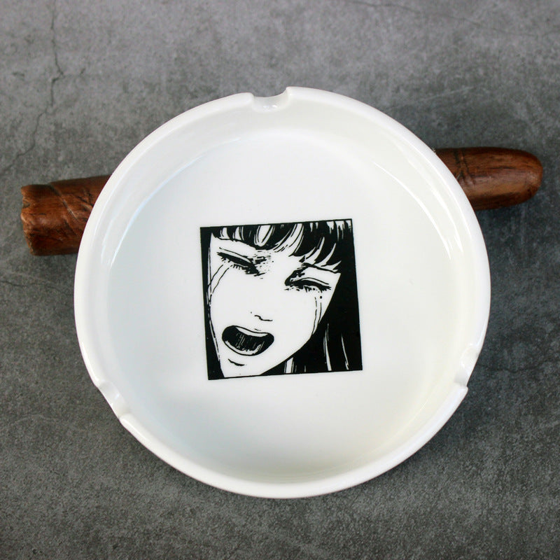 Round ceramic ashtray