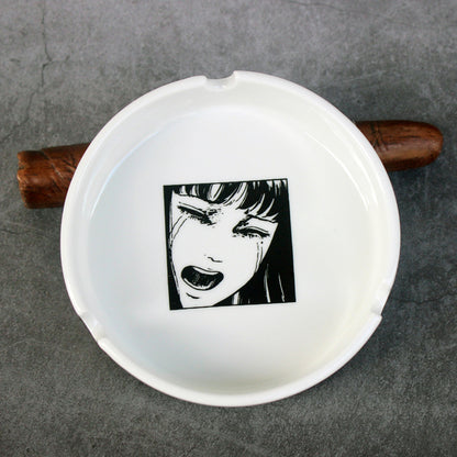 Round ceramic ashtray